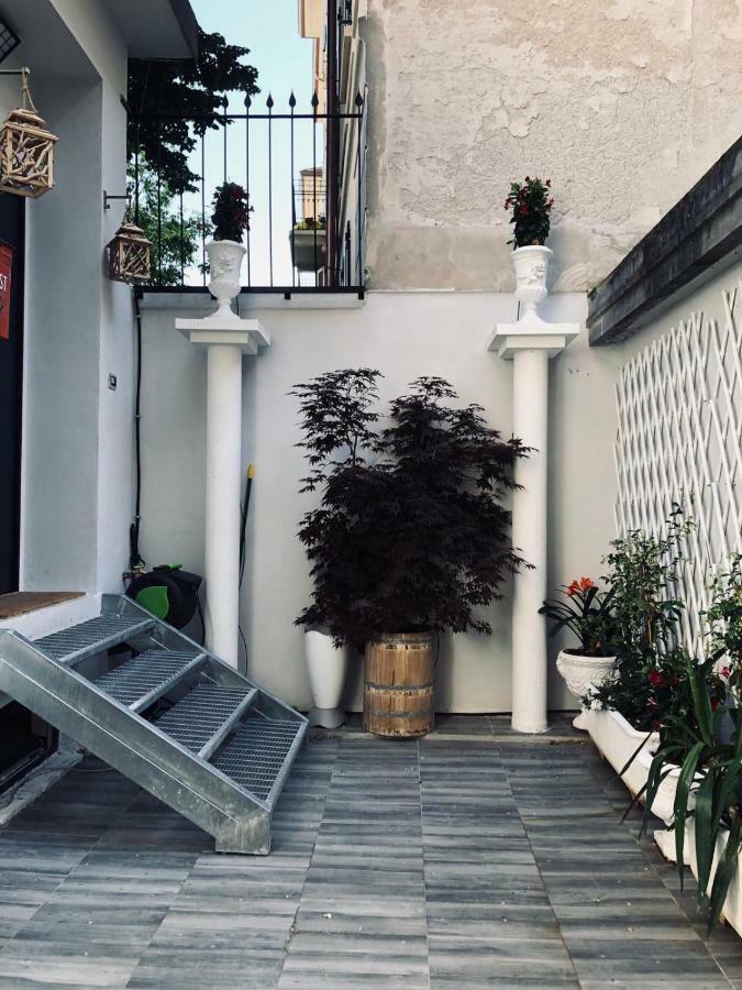 Bed and Breakfast Naviglio81 Milán Exterior foto