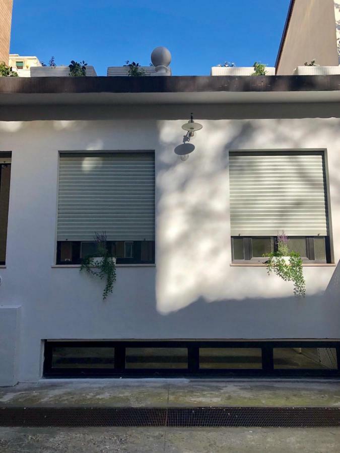 Bed and Breakfast Naviglio81 Milán Exterior foto