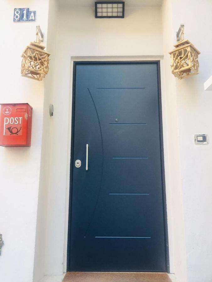 Bed and Breakfast Naviglio81 Milán Exterior foto